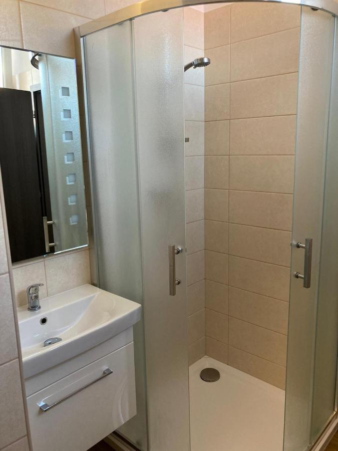 Apartmany Na Trojce Жатец Экстерьер фото
